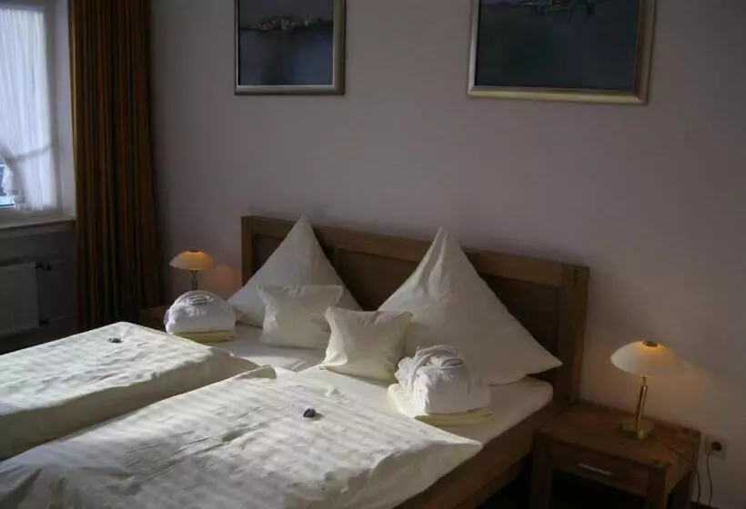 スタンダードルーム, Land  Und Kurhotel Tommes