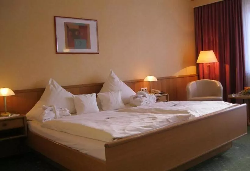 スタンダードルーム, Land  Und Kurhotel Tommes