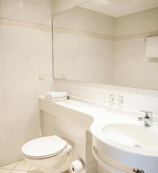 Quarto Estandar Individual, Gasthof Adler