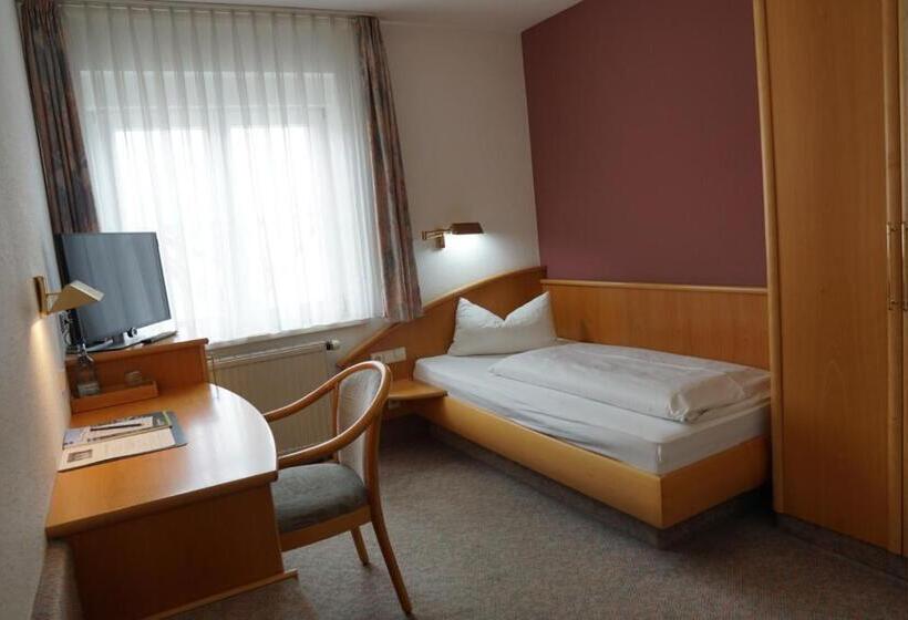 Quarto Estandar Individual, Gasthof Adler