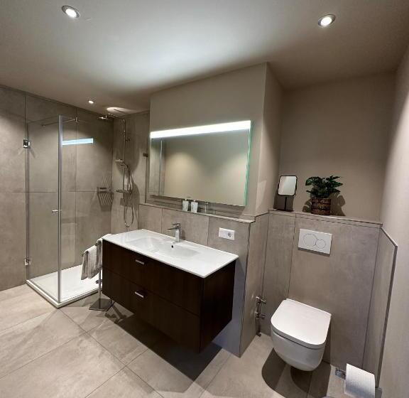 Quarto Superior, Gasthof Adler