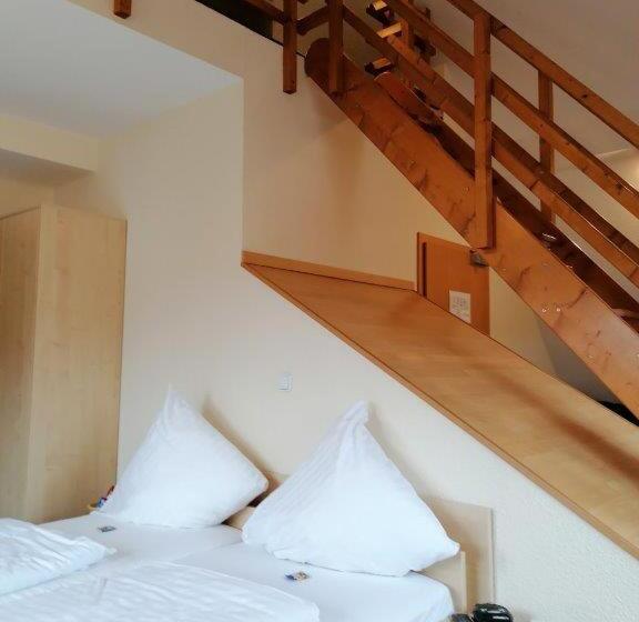 スタンダード４人部屋, Landgasthof Niebler