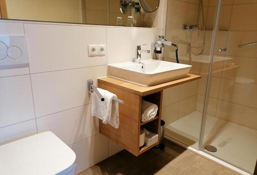 スタンダードルーム, Landgasthof Niebler