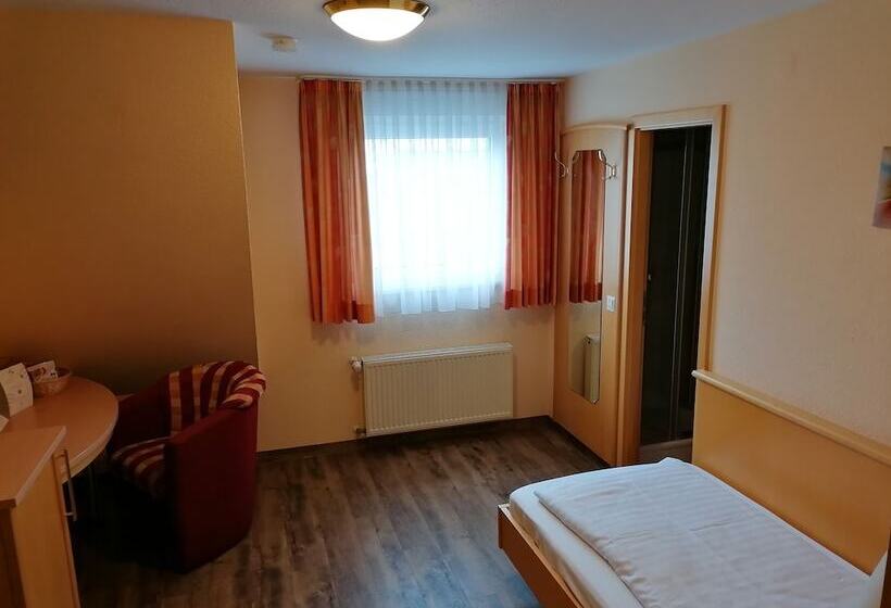 スタンダードシングルルーム, Landgasthof Niebler