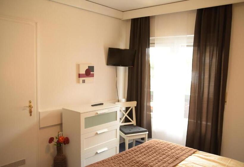 Номер Стандарт, Landhotel Röfleuten