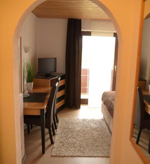 Номер Стандарт, Landhotel Röfleuten