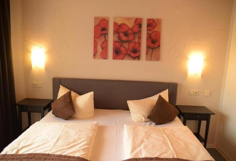 Номер Стандарт, Landhotel Röfleuten