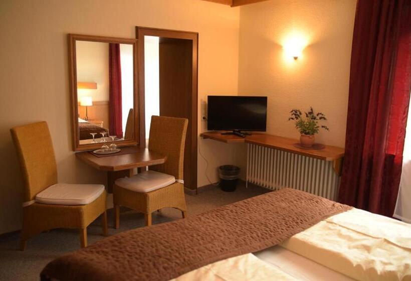 Номер Стандарт, Landhotel Röfleuten