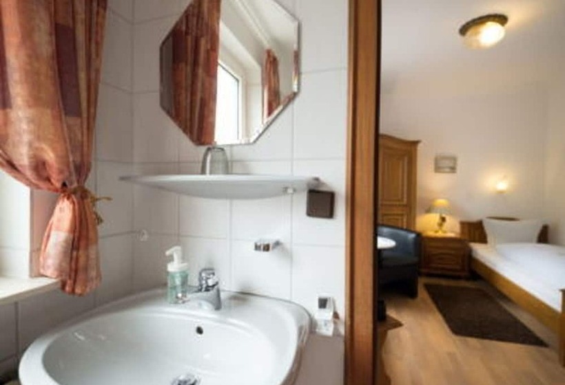 غرفة قياسية, Lerie Gasthaus Schubert