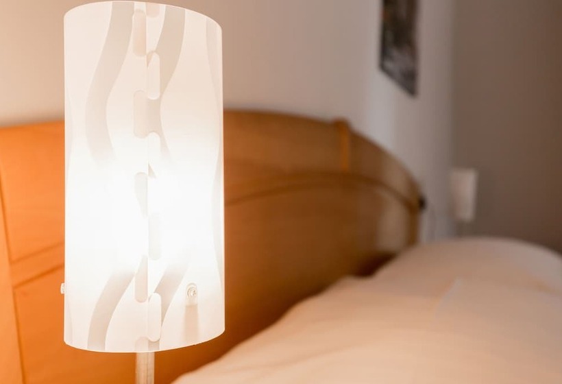 غرفة قياسية, Pension Lutter