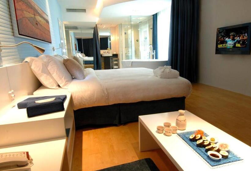 스탠다드 룸 킹사이즈 침대, Weihai Haiyue Jianguo