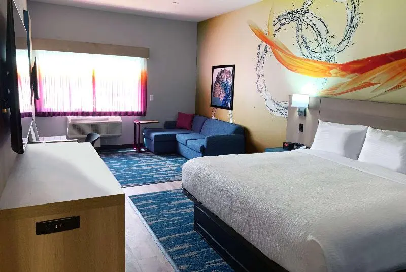 Standard-invahuone, La Quinta Inn & Suites By Wyndham San Antonio Seaworld Lafb
