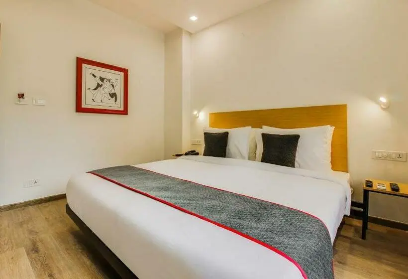 トリプルクラシックルーム, Super Townhouse Begumpet Near Hyderabad Central