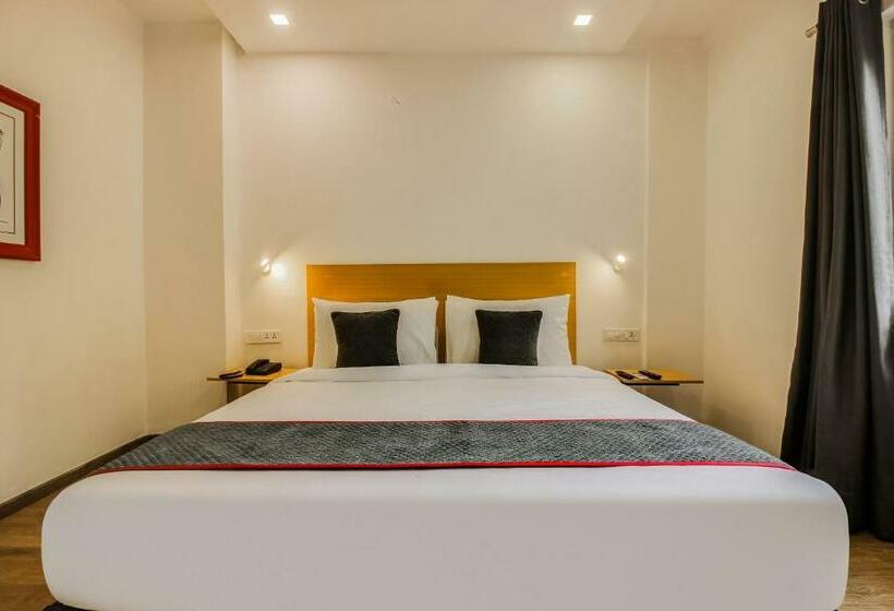 اتاق کلاسیک سه تخته, Super Townhouse Begumpet Near Hyderabad Central