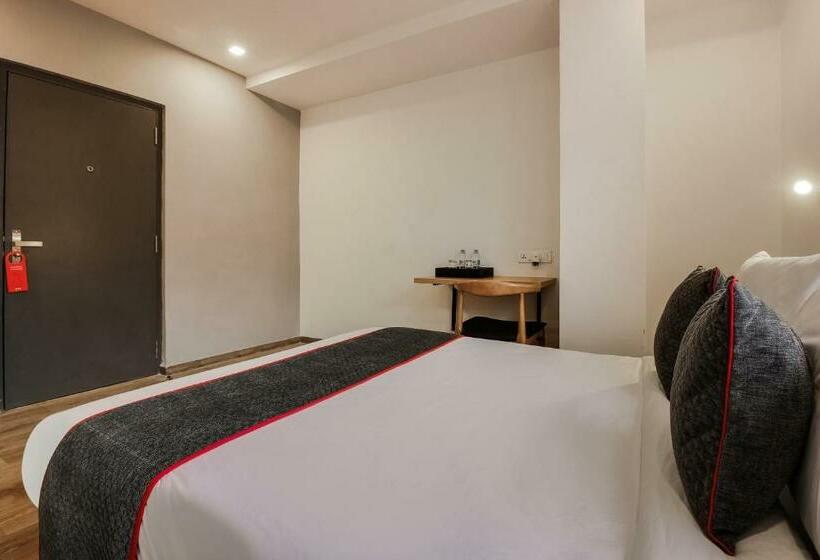 اتاق کلاسیک سه تخته, Super Townhouse Begumpet Near Hyderabad Central