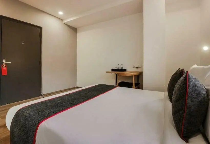 トリプルクラシックルーム, Super Townhouse Begumpet Near Hyderabad Central