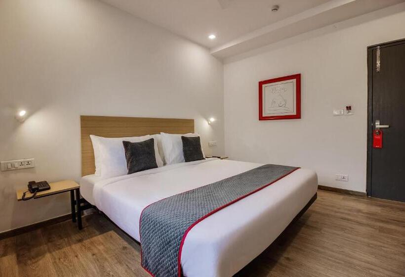 اتاق کلاسیک سه تخته, Super Townhouse Begumpet Near Hyderabad Central