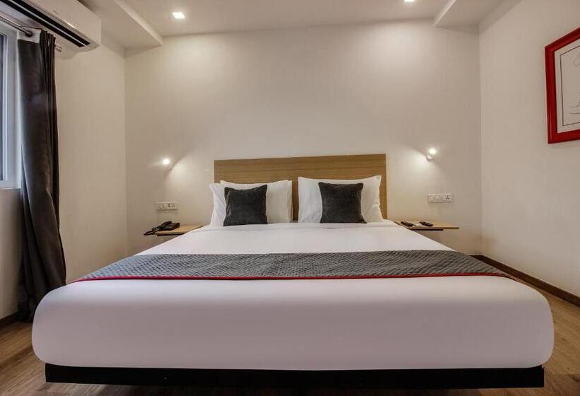 三人经典房间, Super Townhouse Begumpet Near Hyderabad Central