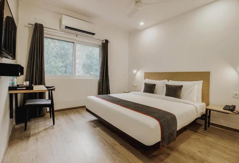 اتاق کلاسیک سه تخته, Super Townhouse Begumpet Near Hyderabad Central