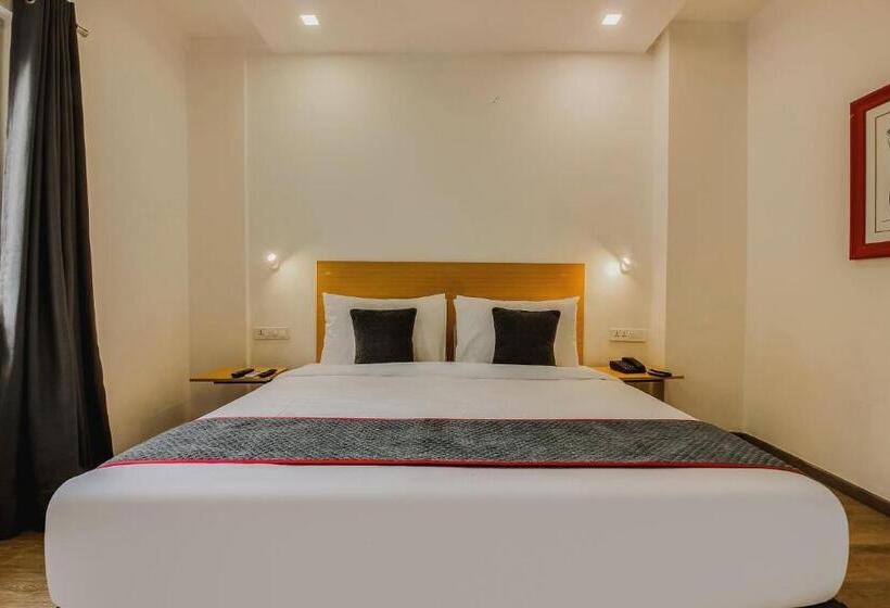 اتاق کلاسیک سه تخته, Super Townhouse Begumpet Near Hyderabad Central