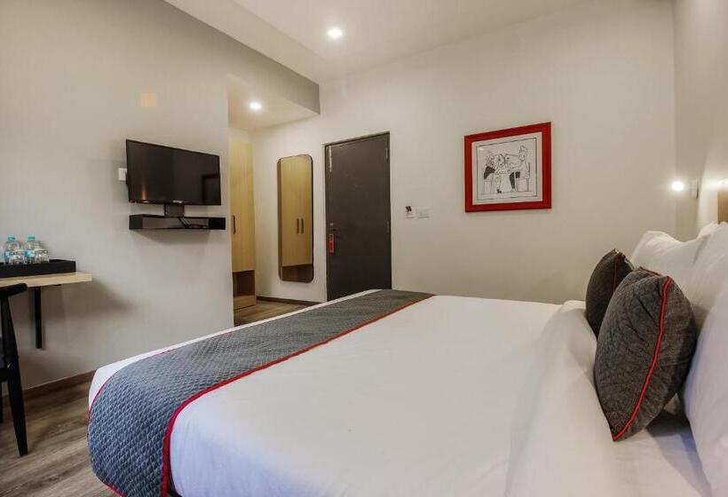 اتاق کلاسیک سه تخته, Super Townhouse Begumpet Near Hyderabad Central