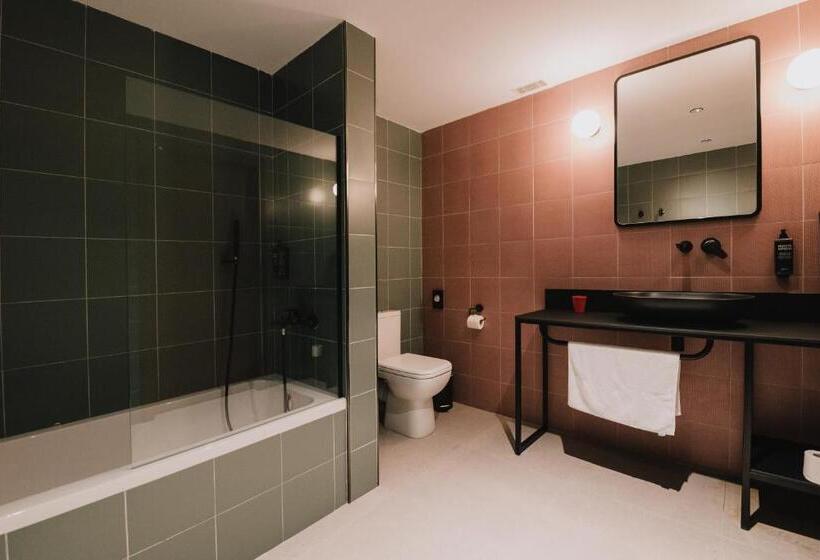 غرفة سوبيريور مطلة على المدينة, Ibis Styles St Pauls Bay Malta