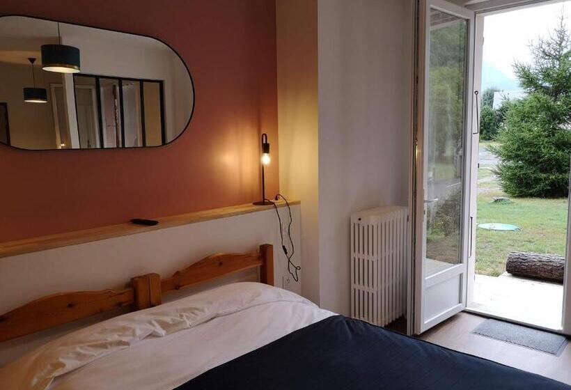 标准三人间, Le Relais D Avajan