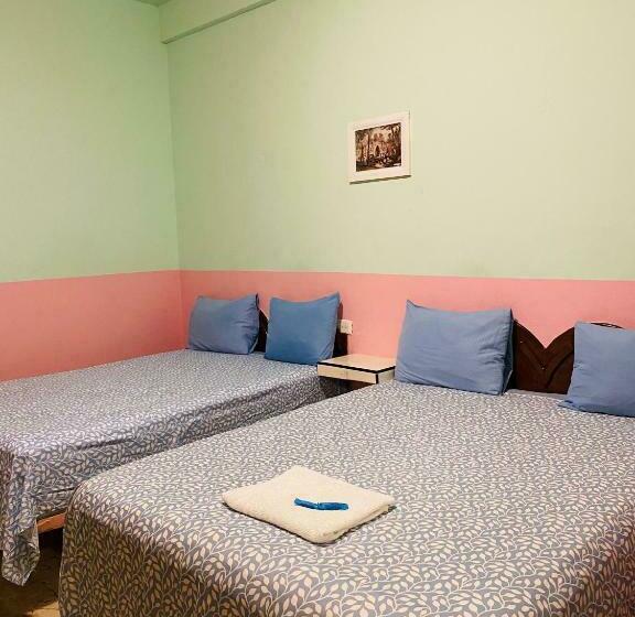 غرفه قياسيه سريرين مزدوجين, Casa Palma