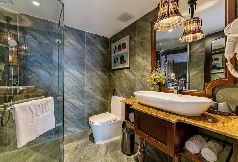 اتاق لوکس سه تخته, Son Hoi An Boutique Hotel & Spa