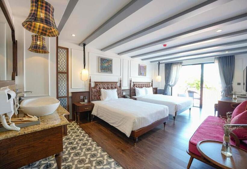 اتاق لوکس سه تخته, Son Hoi An Boutique Hotel & Spa