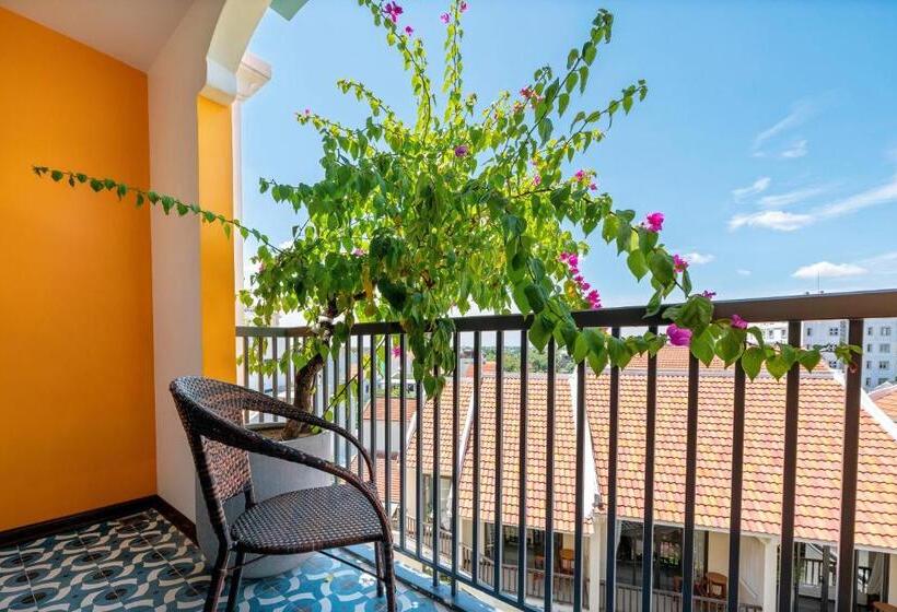 اتاق لوکس سه تخته, Son Hoi An Boutique Hotel & Spa