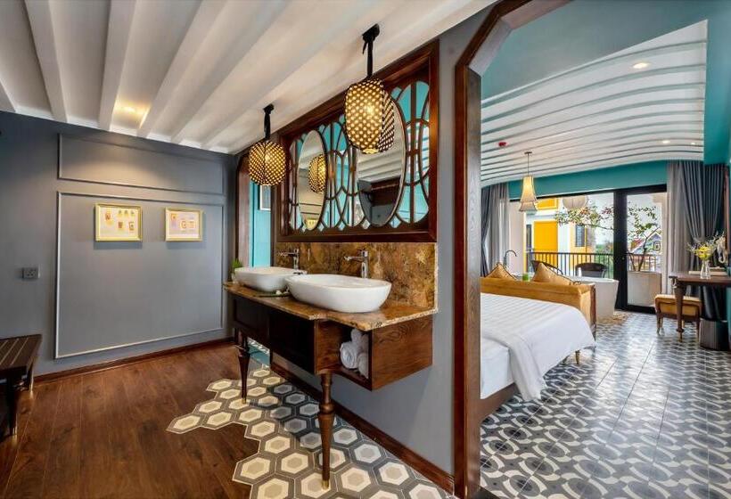 سوئیت با بالکن, Son Hoi An Boutique Hotel & Spa