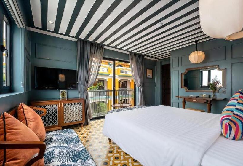 اتاق لوکس با چشم‌انداز استخر, Son Hoi An Boutique Hotel & Spa