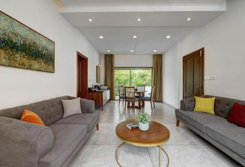 Семейный Номер Вид на Сад, Pakoid Cottages