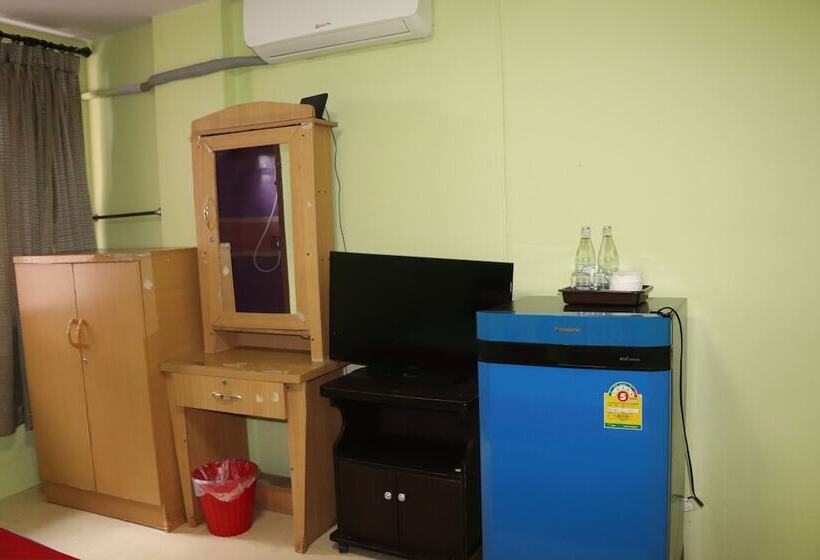 غرفة قياسية, Tipsiri Place