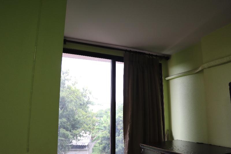 غرفة قياسية, Tipsiri Place