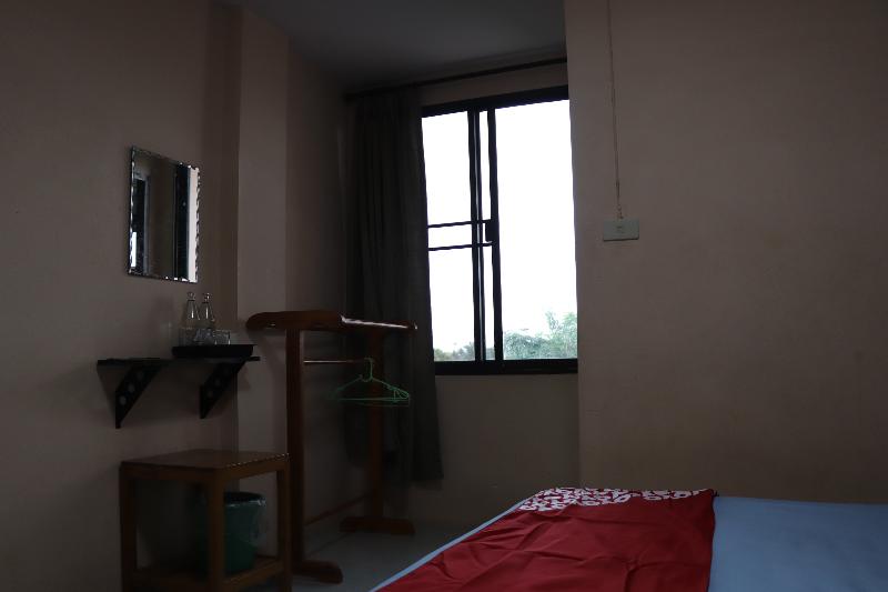 غرفة إقتصادية, Tipsiri Place