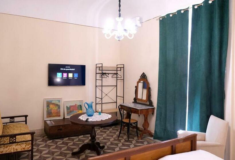 Номер Стандарт с Балконом, Belvedere Suite