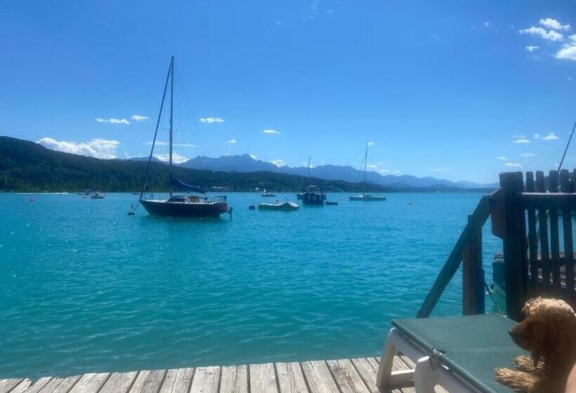 Номер Deluxe с Балконом, Villa Gabriela