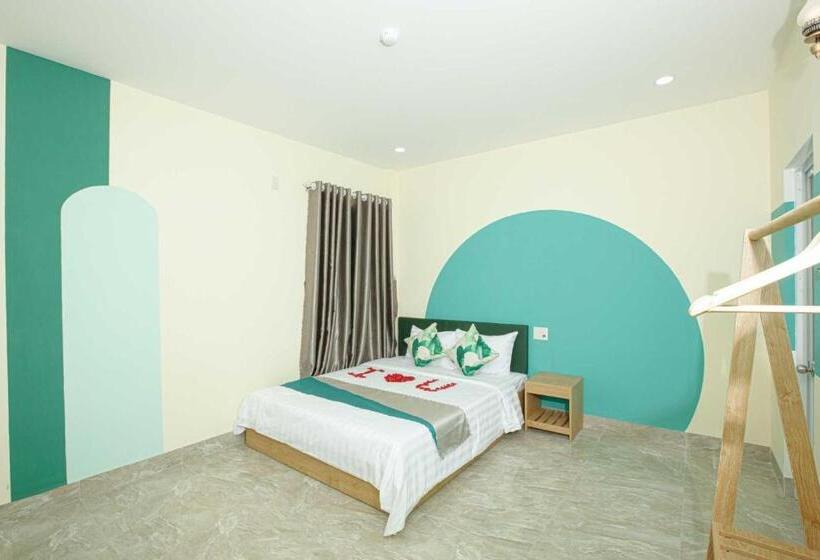 اتاق لوکس, Pao