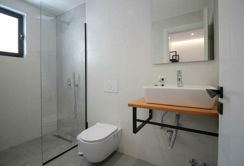 غرفة ديلوكس مزودة بشرفة, Qurku 2