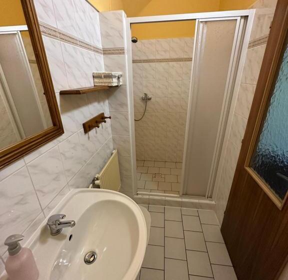 Lejlighed 1 Soveværelse Haveudsigt, Na Statku Babiččino údolí