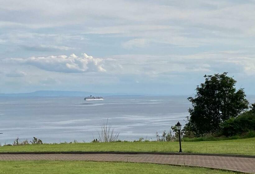 חדר דלוקס, Millfarm House