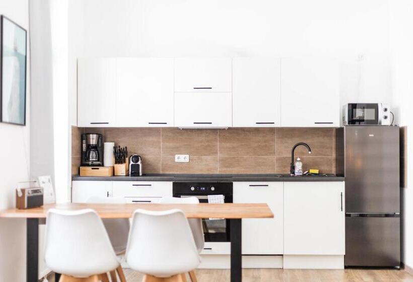 Апартаменты Superior 1 Спальня, Ko Living Space Am Neuen Theater   Altstadt   Street Art Design Apartments