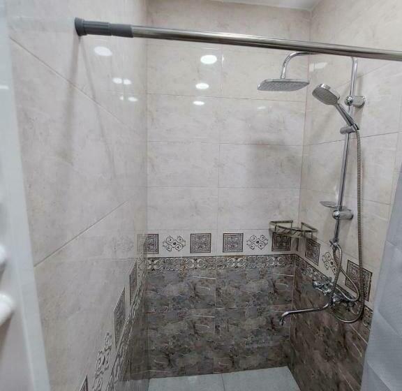 اتاق استاندارد با تراس, Guesthouse Door In Sighnaghi