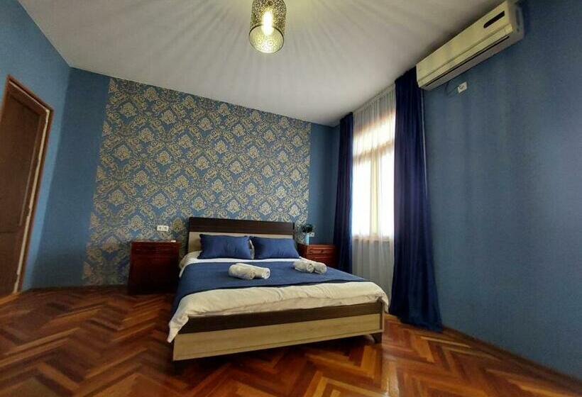 اتاق استاندارد با تراس, Guesthouse Door In Sighnaghi