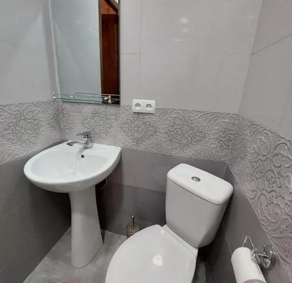 Standard-huone Parveke, Guesthouse   Door   In Sighnaghi