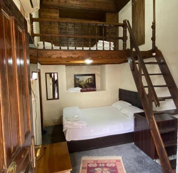 اتاق لوکس سه تخته, Hanimağabuti̇k Otel
