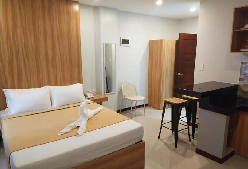 スーペリアースイート, Elti Suites By Bluebookers