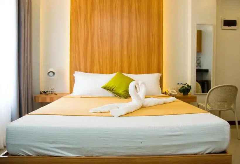 デラックスルーム, Elti Suites By Bluebookers